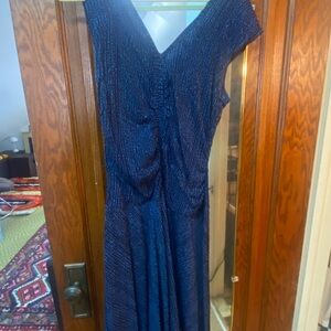 Blue Maxi Dress with Elegant Flow LG